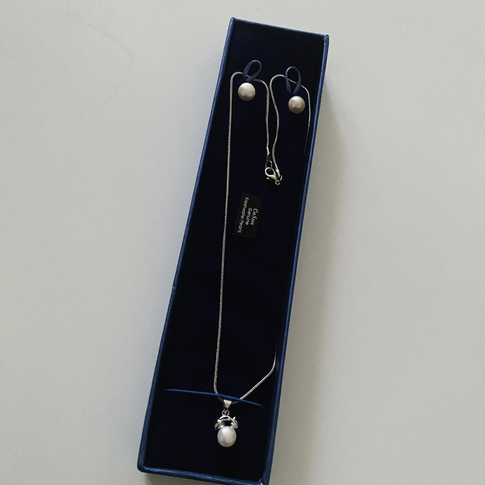 CaSun Freshwater Pearl Earring Set